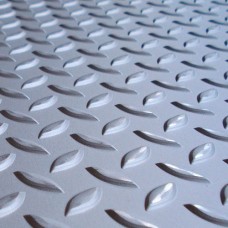 Лист нержавеющий рифленый г/к чечевица 12Х18Н12Т 4 мм ГОСТ 8568-77