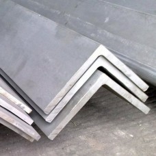 Уголок нержавеющий шлифованный равнополочный г/к AISI 430 10х10х2 мм